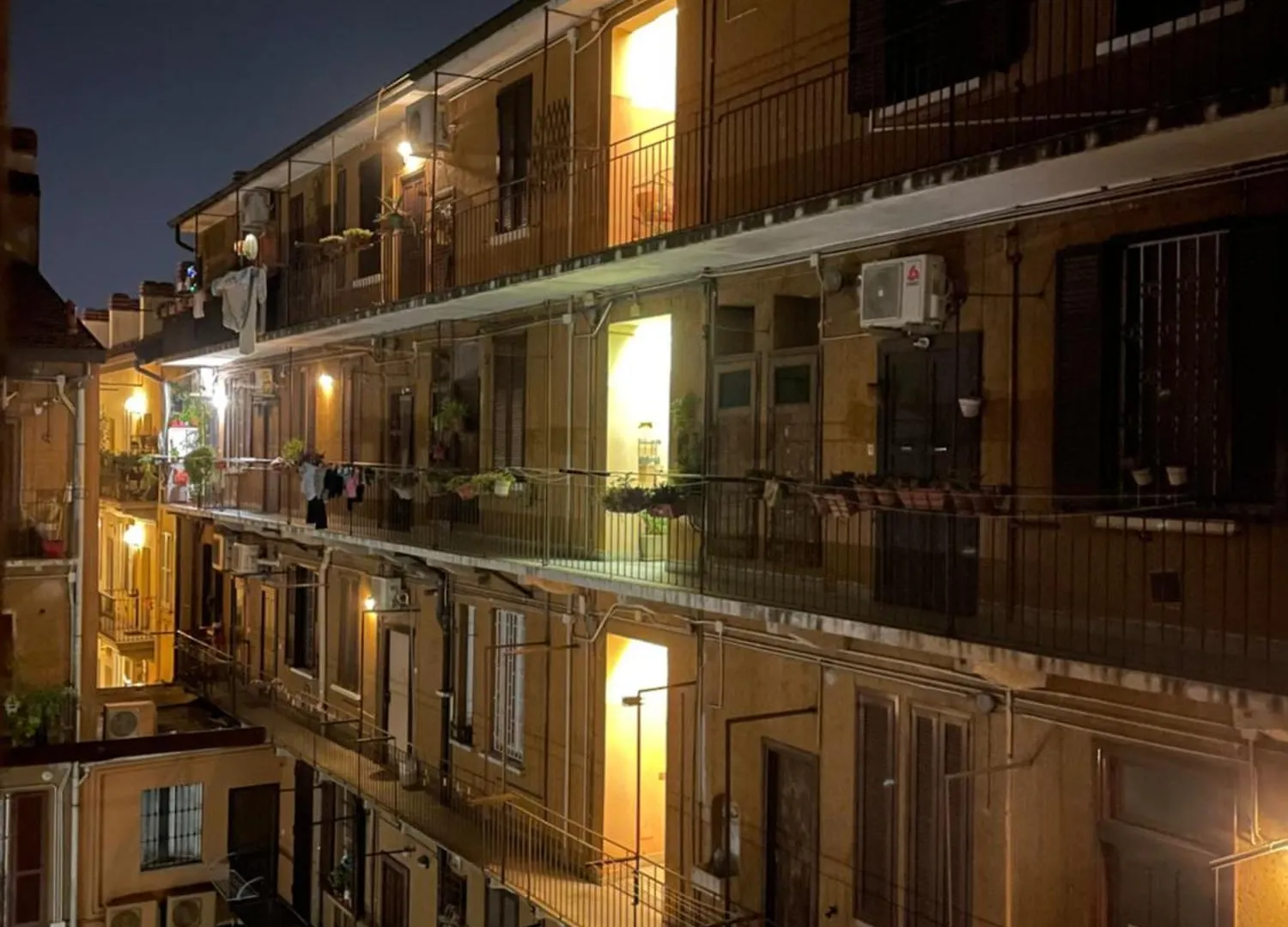 De Sura - La Terrazza Sul Naviglio Lejlighed Milano